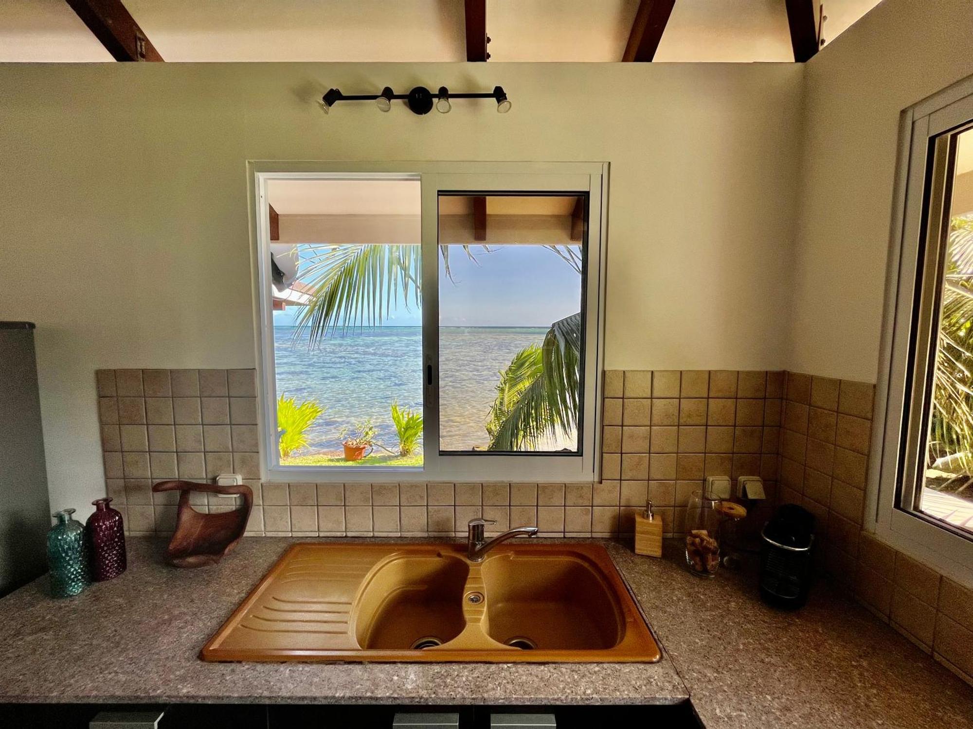 O'Coco Bungalow- Breathtaking Waterfront Views, Endless Memories Paea Exterior foto